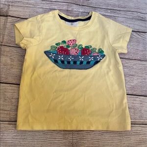 Hanna Andersson Yellow application T-Shirt  with bucket Size 90/3